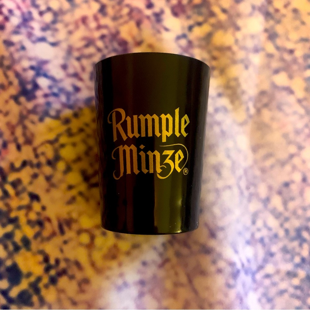 • Rumpleminz acrylic shot glass